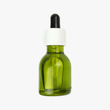 Carica l'immagine nel visualizzatore di Gallery, Glass Bottle with CBD oil