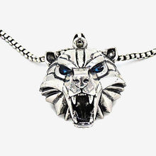 Carica l'immagine nel visualizzatore di Gallery, pendant necklace wild monster hunter Cosplay