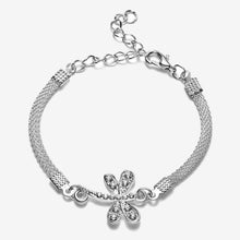 Carica l'immagine nel visualizzatore di Gallery, Crystals Rhinestone Infinity Bracelet Jewelry