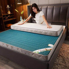 Load image into Gallery viewer, Traditional Latex Mattress Folding Mattress Bed