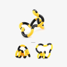 Carica l'immagine nel visualizzatore di Gallery, Twist Adult Decompression Toy