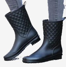 Load image into Gallery viewer, Rubber Warm Shoes New Plaid Casual Rubber Shoes