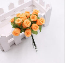 Carica l'immagine nel visualizzatore di Gallery, Flowers Silk Rose Mini Bouquet for
