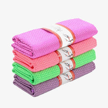 Carica l&#39;immagine nel visualizzatore di Gallery, Microfiber Cleaning Towel
