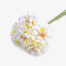 Load image into Gallery viewer, aisy flower bouquet artificial flower
