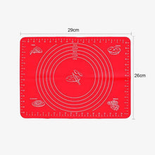 Carica l&#39;immagine nel visualizzatore di Gallery, Pizza Mat Rolling Dough Non-Stick Maker
