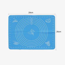 Carica l&#39;immagine nel visualizzatore di Gallery, Pizza Mat Rolling Dough Non-Stick Maker
