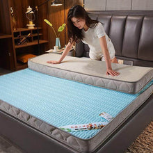 Load image into Gallery viewer, Traditional Latex Mattress Folding Mattress Bed

