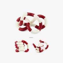 Carica l&#39;immagine nel visualizzatore di Gallery, Twist Adult Decompression Toy
