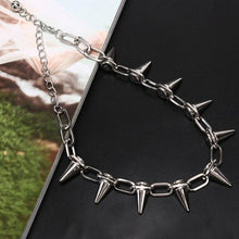 Carica l&#39;immagine nel visualizzatore di Gallery, Spike Rivet Necklace Rock Gothic Chokers
