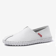 Charger l&#39;image dans la galerie, Men Moccasins Shoes Breathable Slip on Driving Shoes
