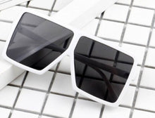 Charger l&#39;image dans la galerie, Plastic Frame Goggles Children square-framed
