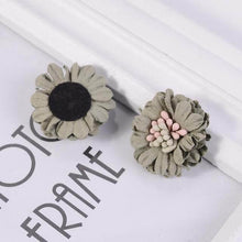 Load image into Gallery viewer, flower Silk Fake Artificial flowers head
